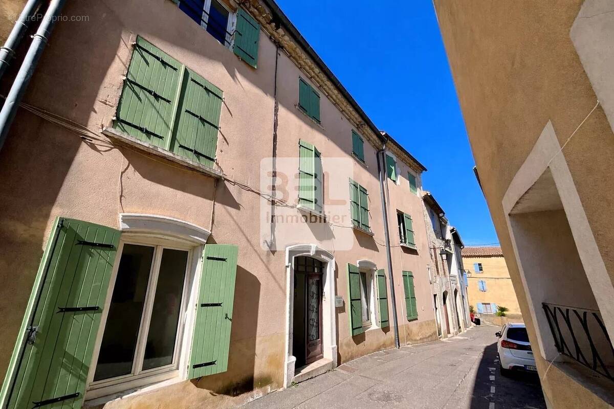 Maison à BAGNOLS-SUR-CEZE