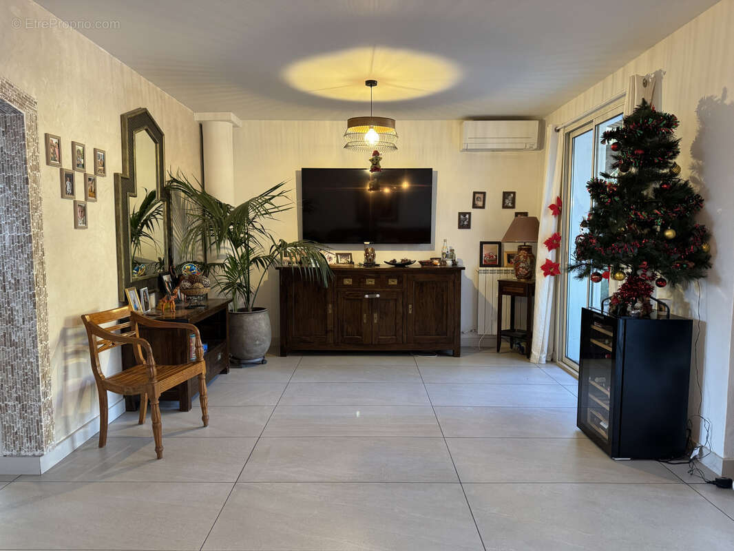 Maison à LA VALETTE-DU-VAR