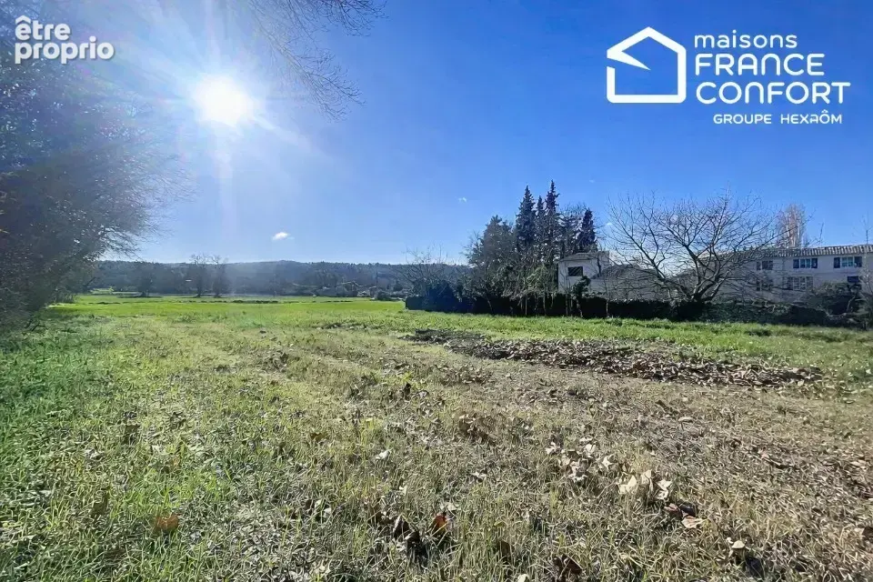Terrain 1 324 m² à vendre à Camps-La-Source (83170) - photo 2