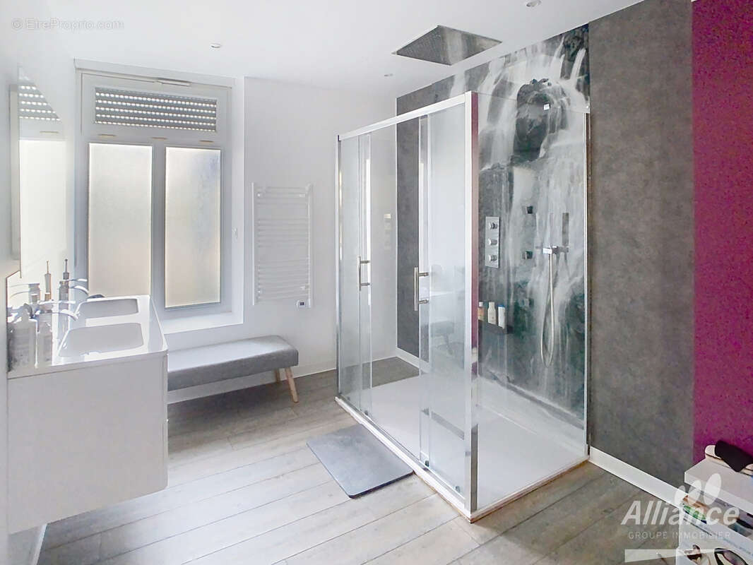 Superbe appartement avec vaste terrasse, excellentes prestations - photo 5