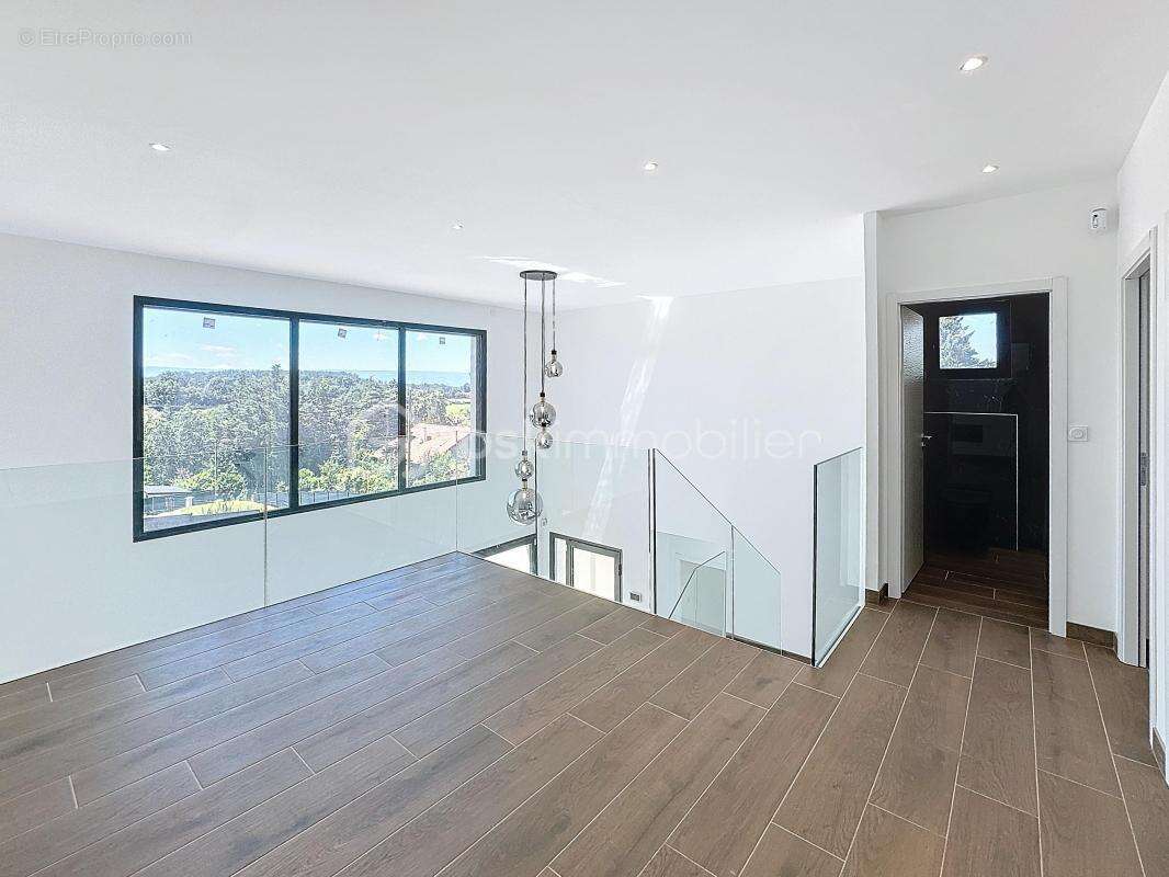 Maison à LA FOUILLOUSE