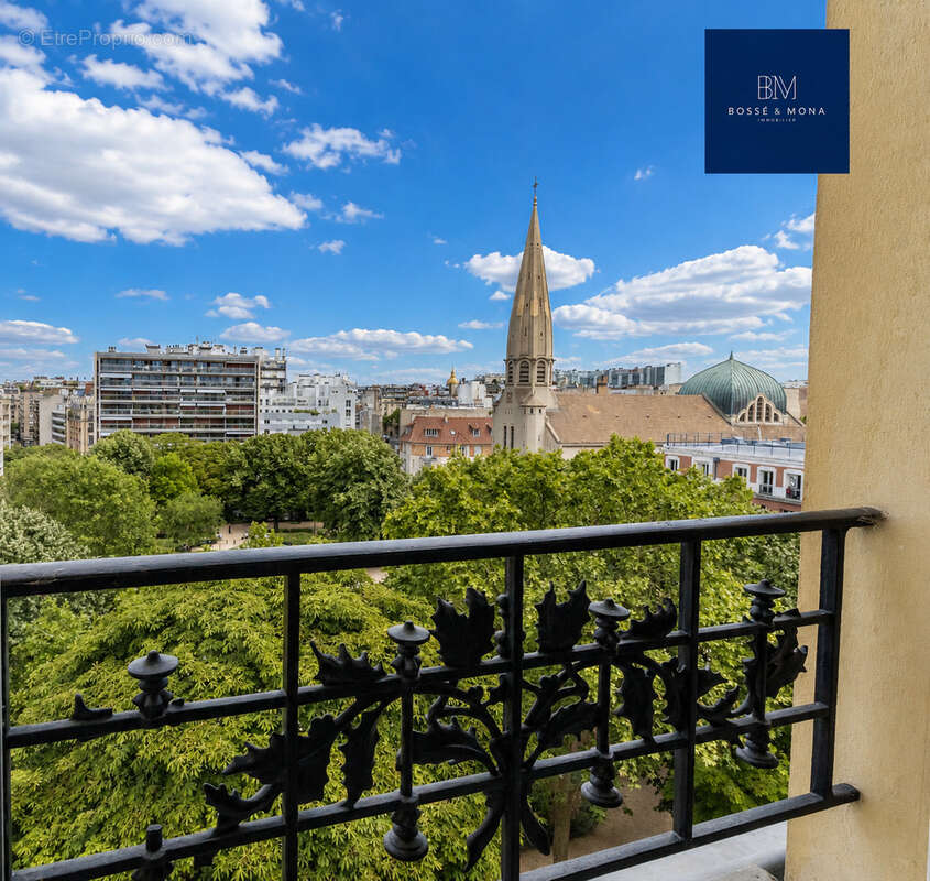Appartement à PARIS-15E