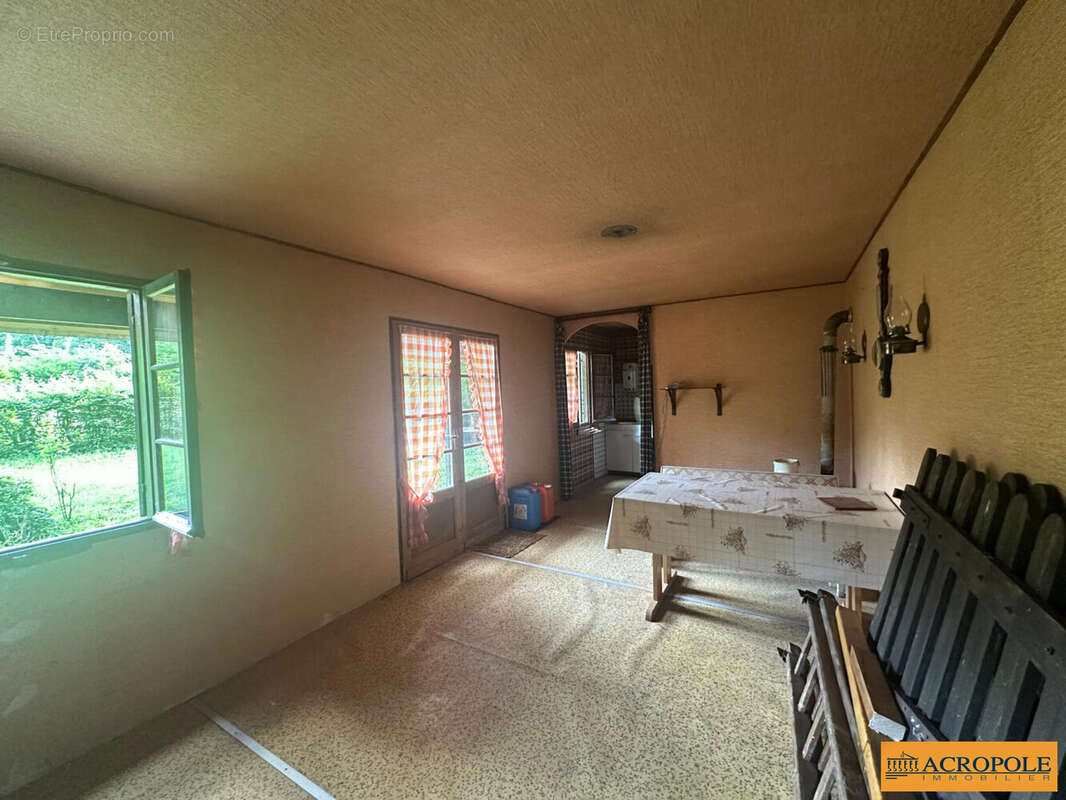 Maison à PIERREFITTE-ES-BOIS