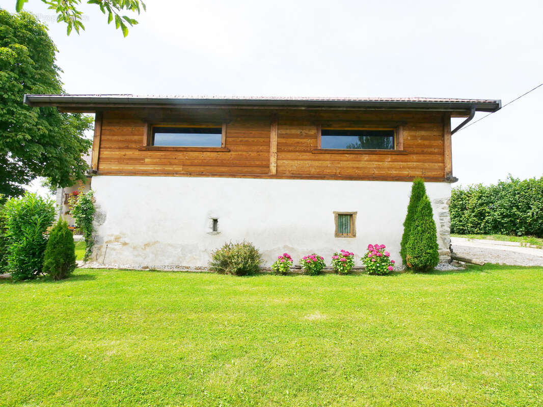 Maison à ETAUX