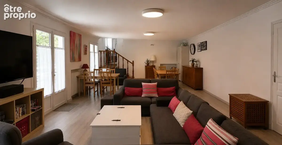 Maison de ville de pierre entièrement renovee beaux volumes - photo 6