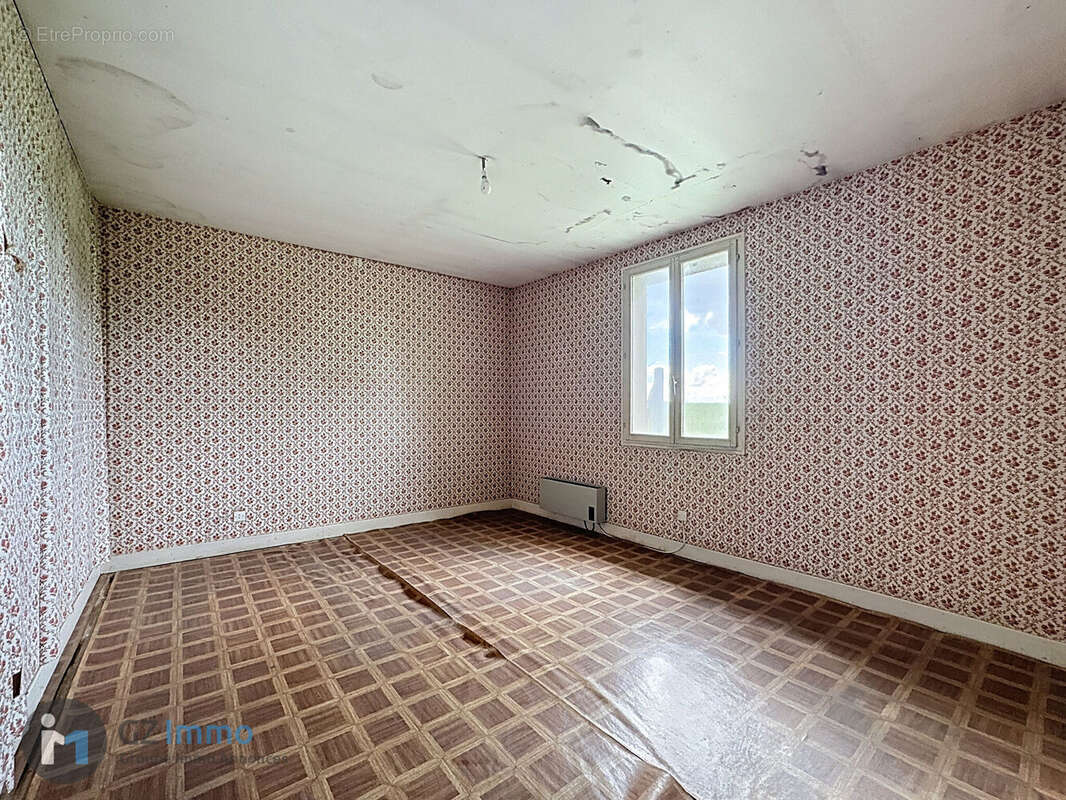 Photo 8 - Maison à SALON