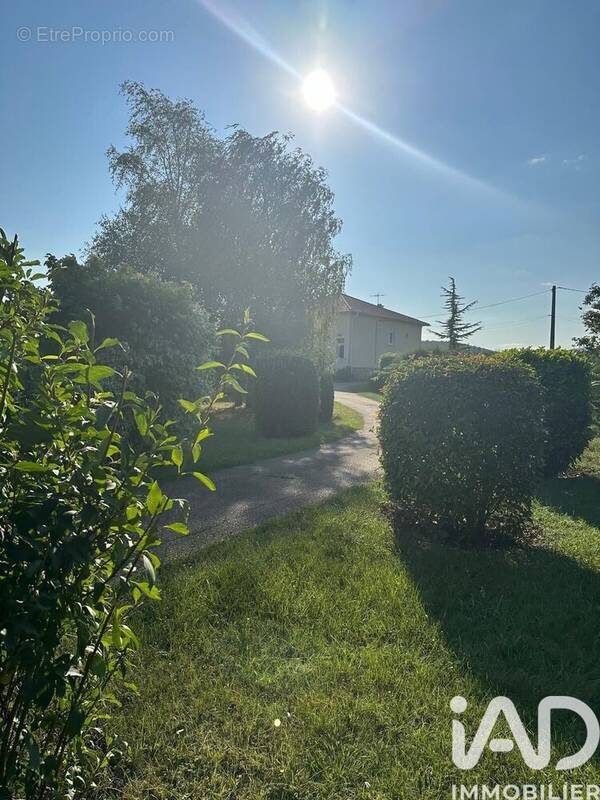 Photo 1 - Maison à PRISSE
