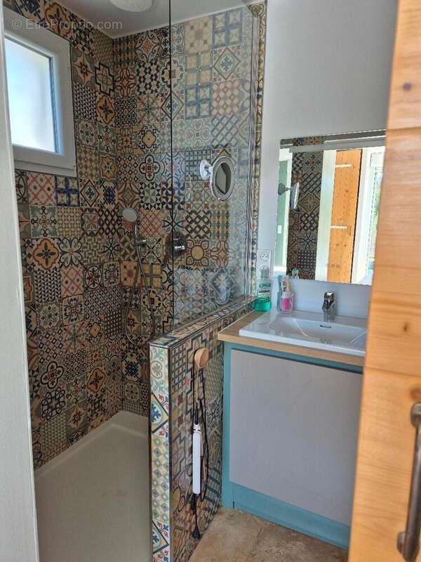   - Maison à DRAGUIGNAN