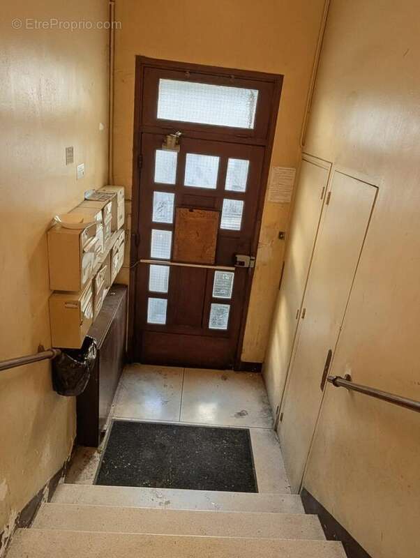 Photo 8 - Appartement à MARSEILLE-3E