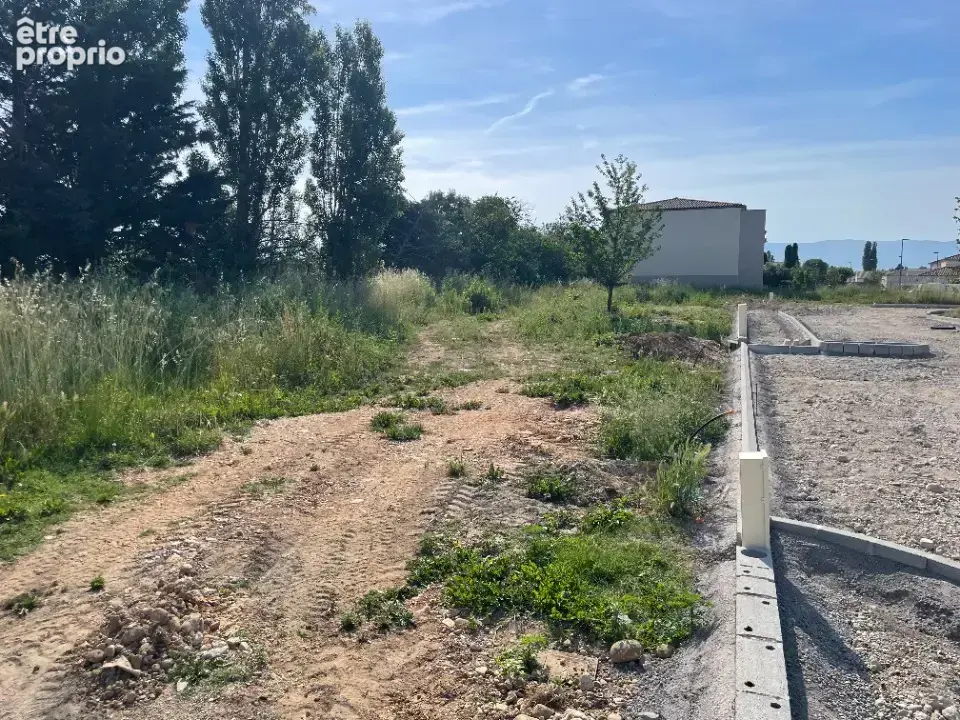 Terrain 389 m² à Saint-Marcel-Les-Valence  - photo 5