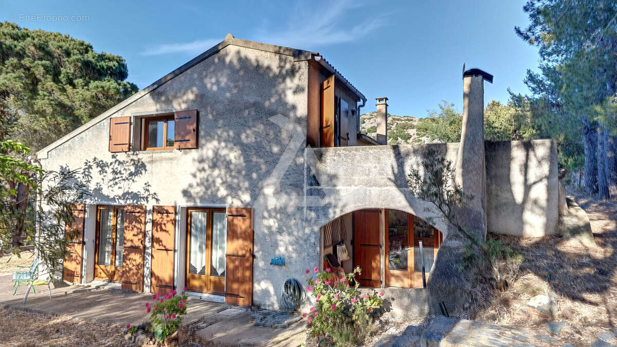 Maison à SOTTA