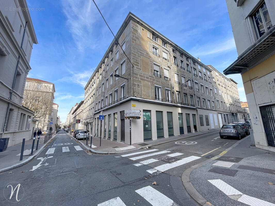 Appartement à SAINT-ETIENNE