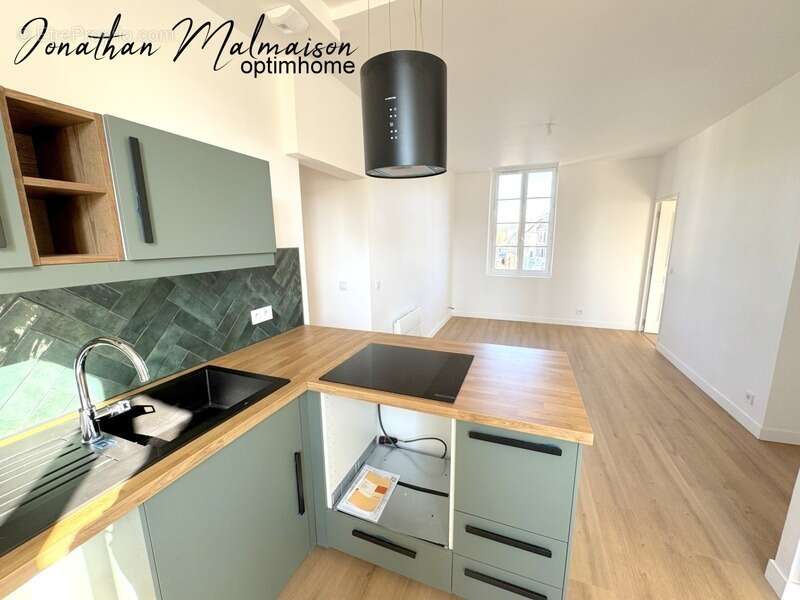 Appartement à RUGLES