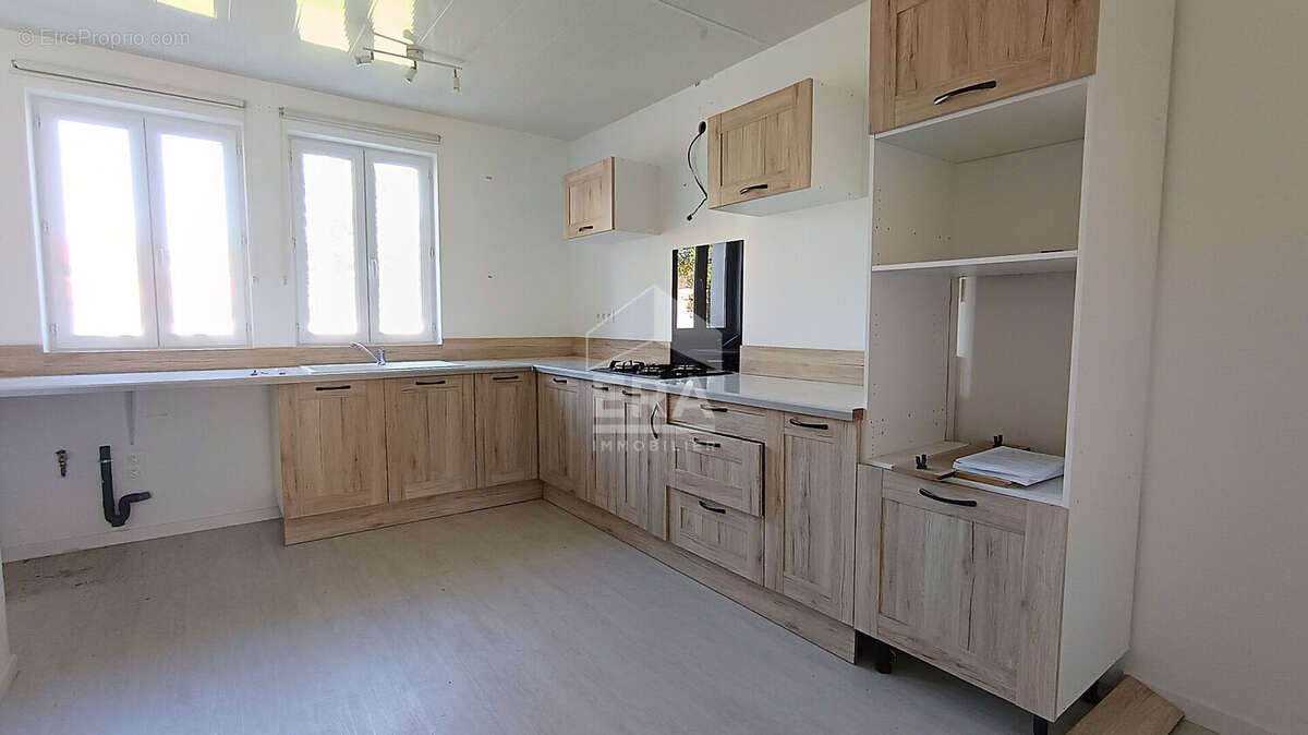 Appartement 97m² à saint-germain-laprade - photo 8