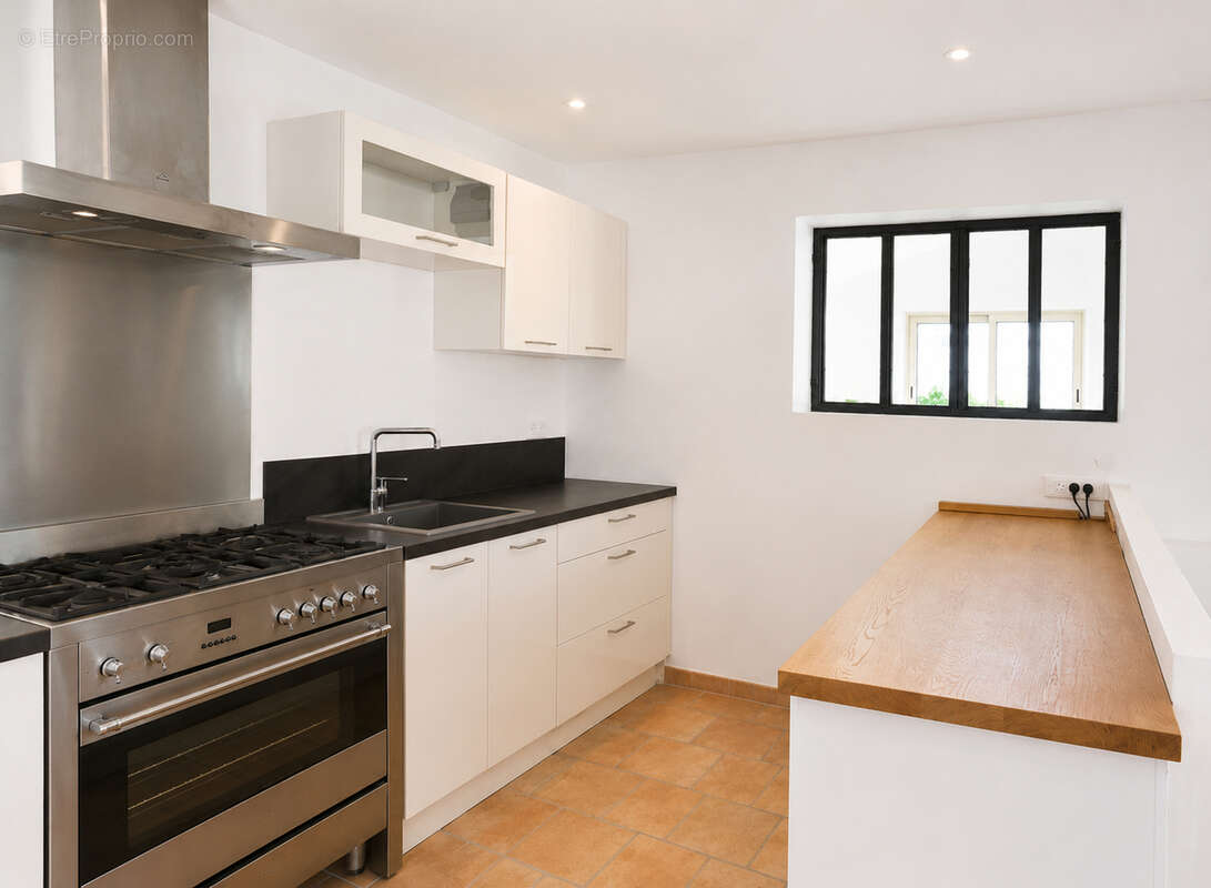 Très belle maison de village GRANS - photo 2