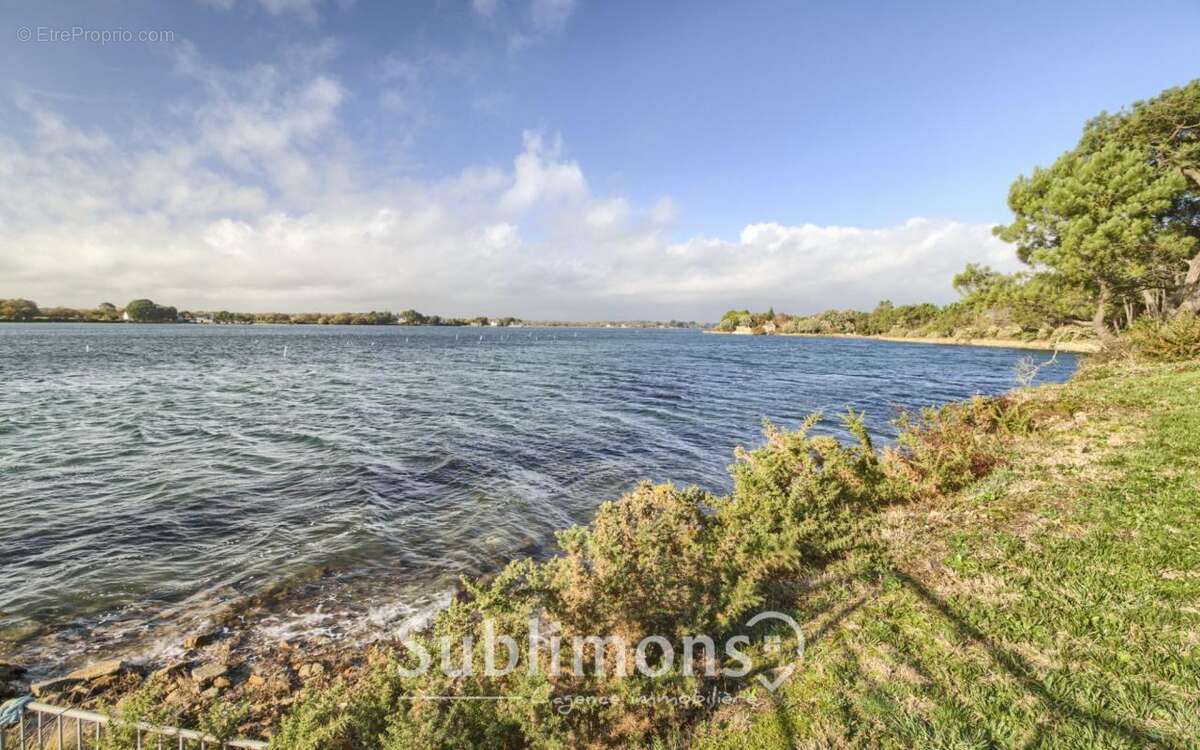 Maison à LOCOAL-MENDON