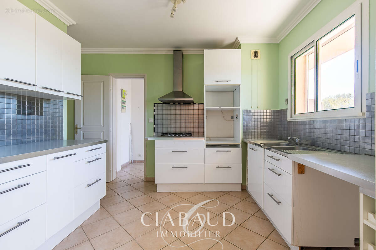 Appartement traversant T3 78,46 m2 garage et parking avec vue panoramique - photo 8