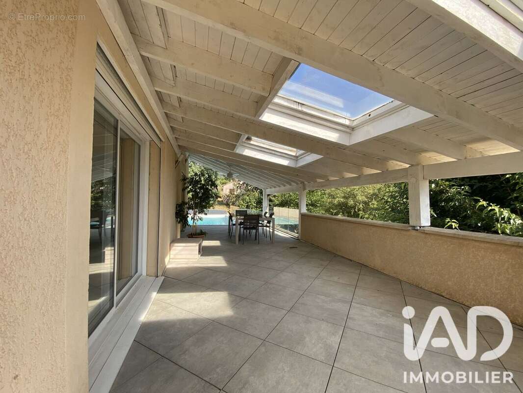 Maison 171 m² à Jaillans  - photo 5