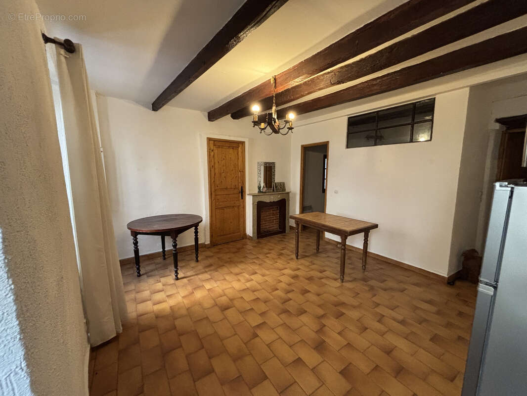 Appartement à PEILLE