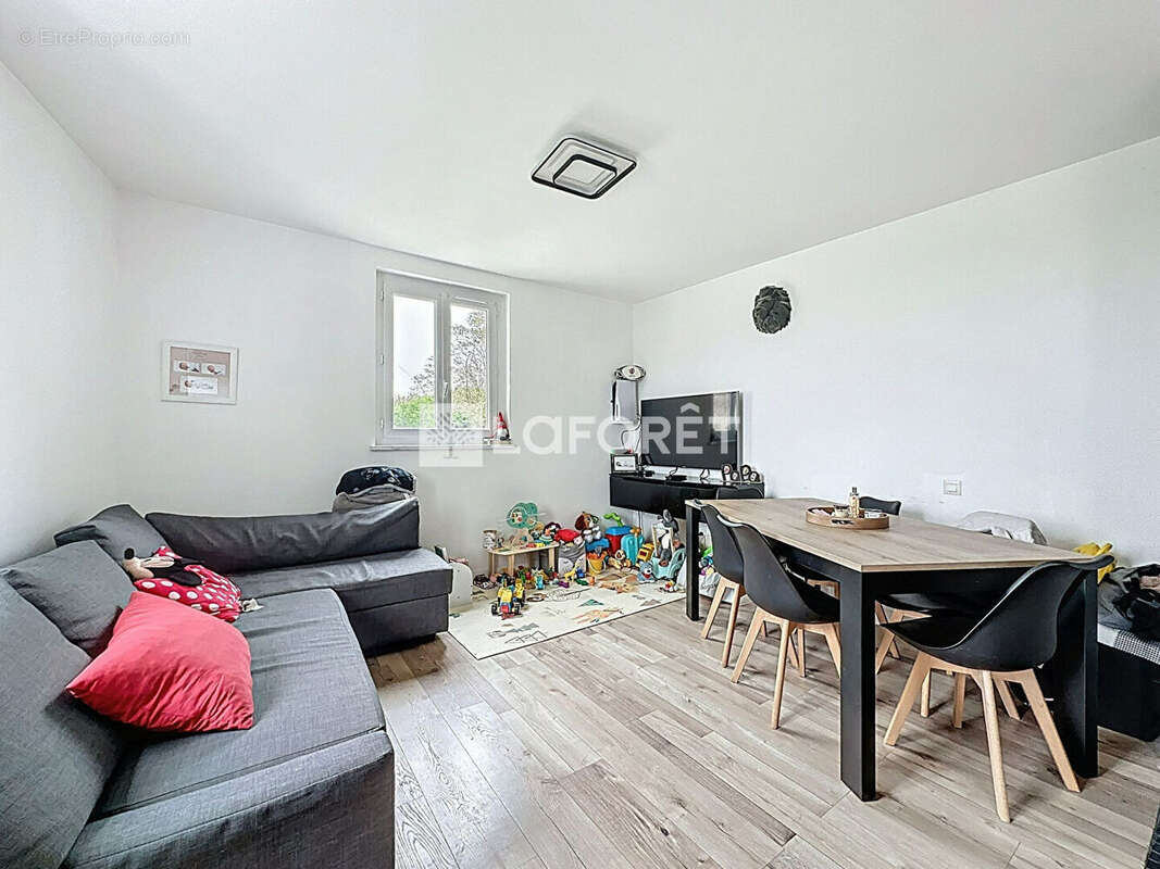 Maison à SAINT-TRIVIER-SUR-MOIGNANS