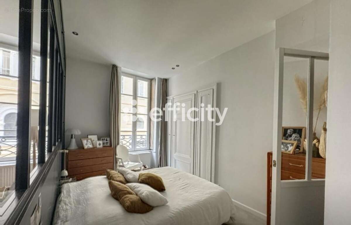 Appartement à LYON-6E