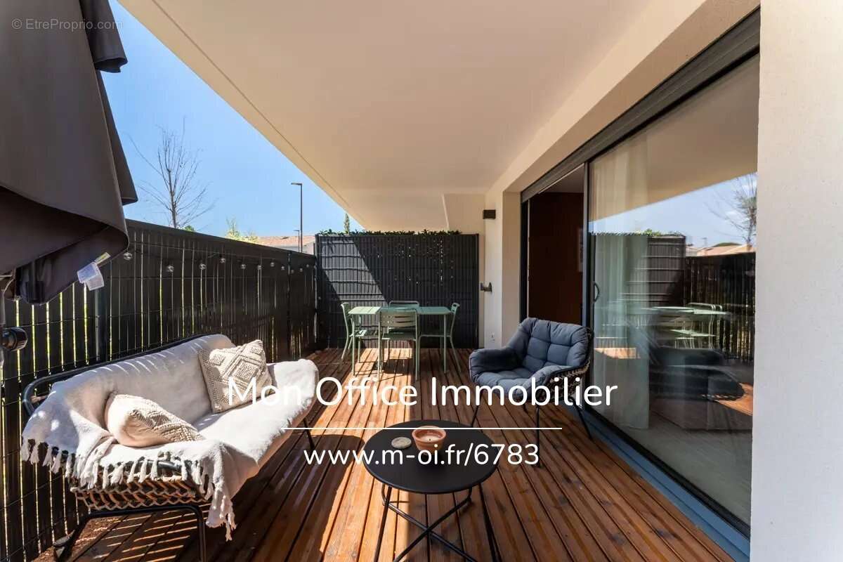 Appartement à EGUILLES