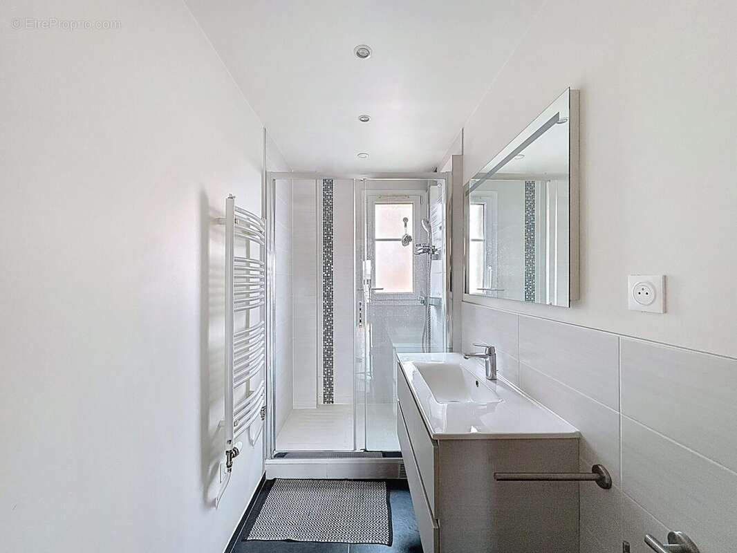 Appartement à MAISONS-ALFORT