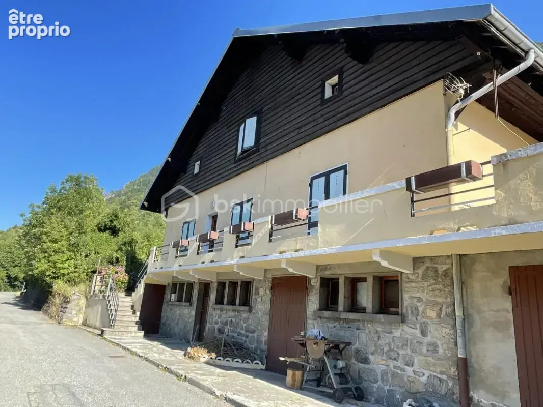 Maison à SAINT-MICHEL-DE-MAURIENNE