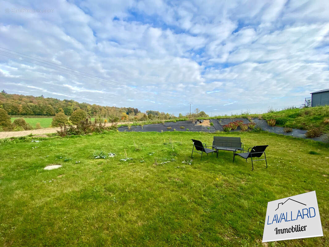 Maison à FLIXECOURT
