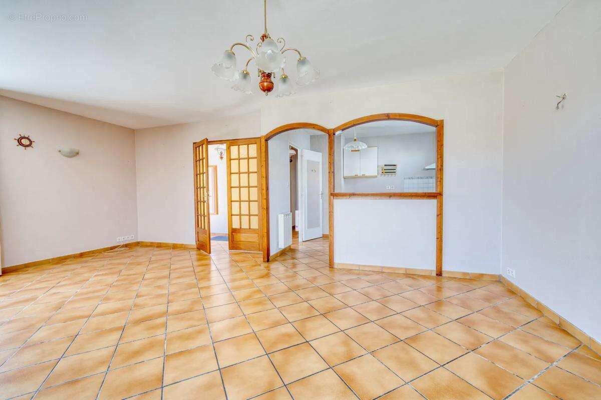 Maison à SAINT-SULPICE-DE-ROYAN