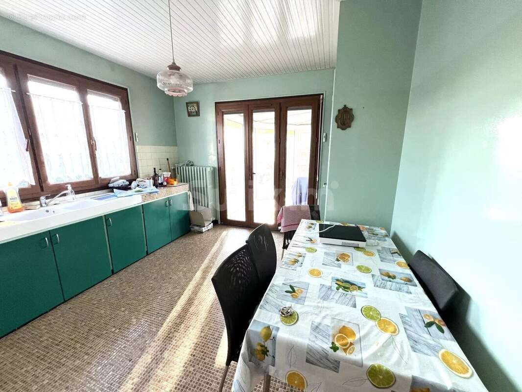 Maison à LONS-LE-SAUNIER