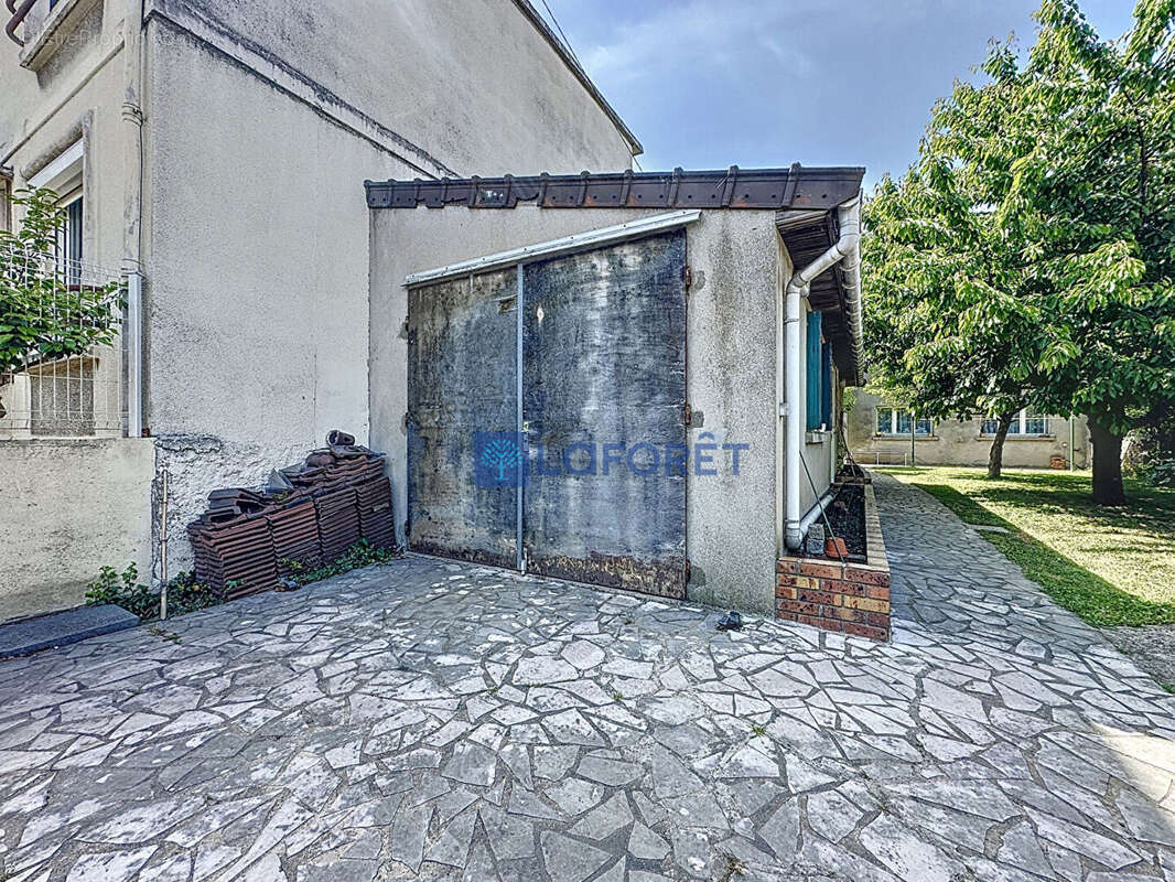 Maison à SAVIGNY-SUR-ORGE