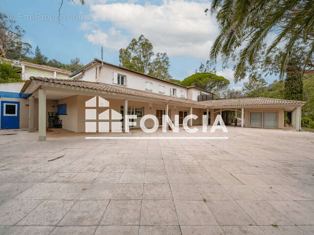 Appartement à LE LAVANDOU