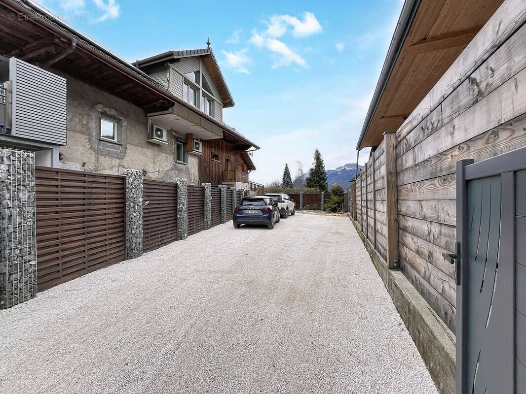 Appartement à DOUSSARD