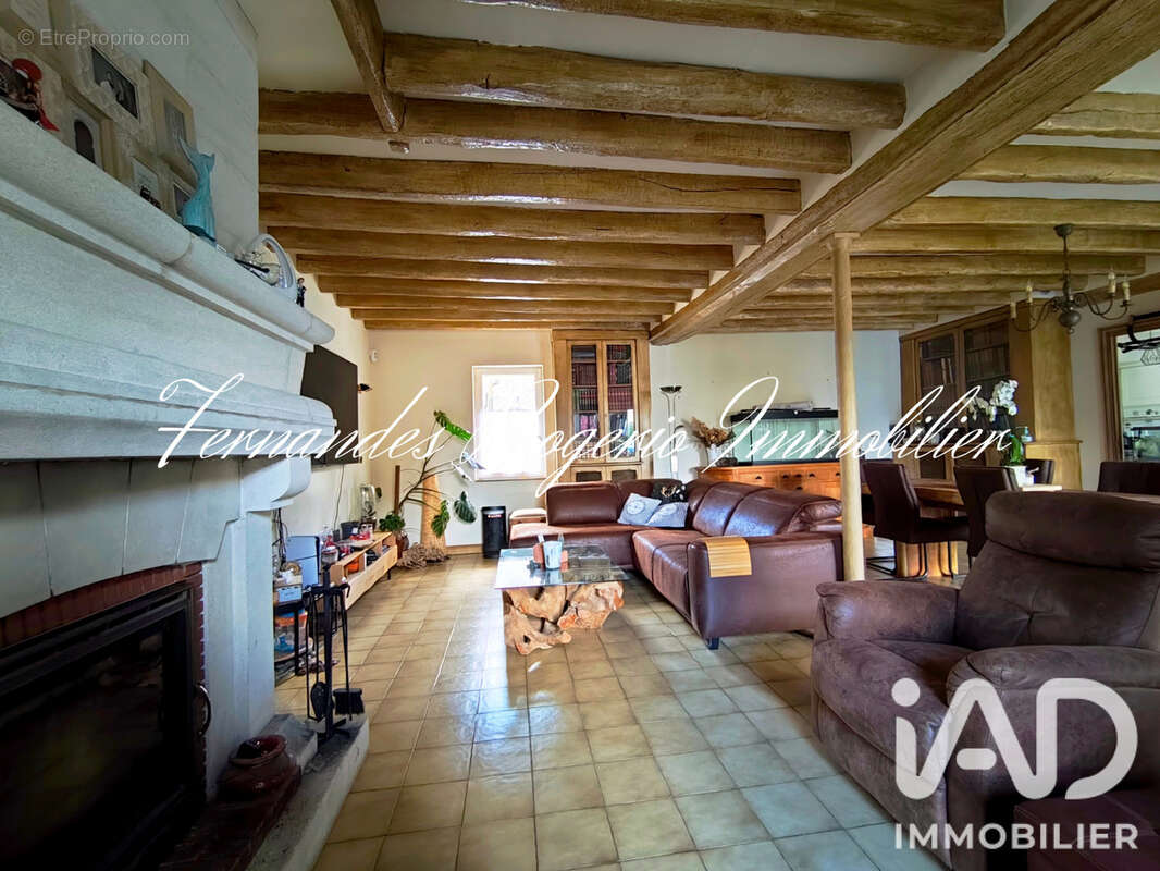 Photo 2 - Maison à MALESHERBES
