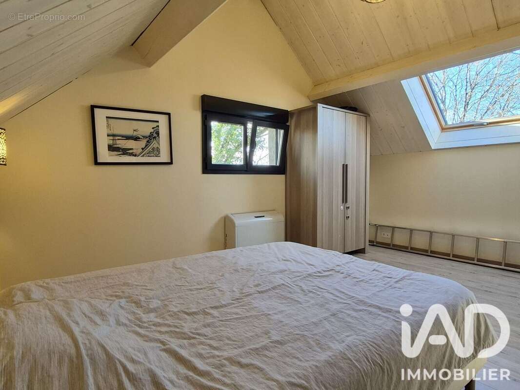 Maison 100 m² à Gelos  - photo 6