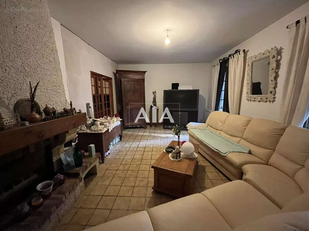 Maison à FONTENILLE