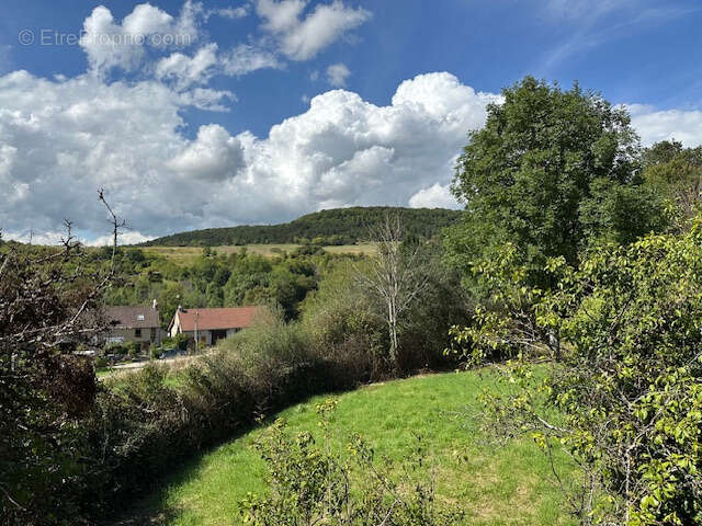 Maison à POUQUES-LORMES