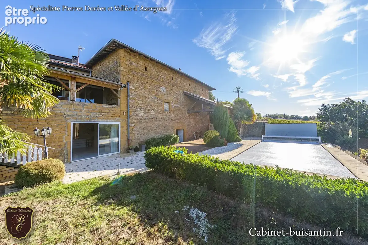 Propriété en Pierres-Charme, volumes et vue imprenable - photo 2