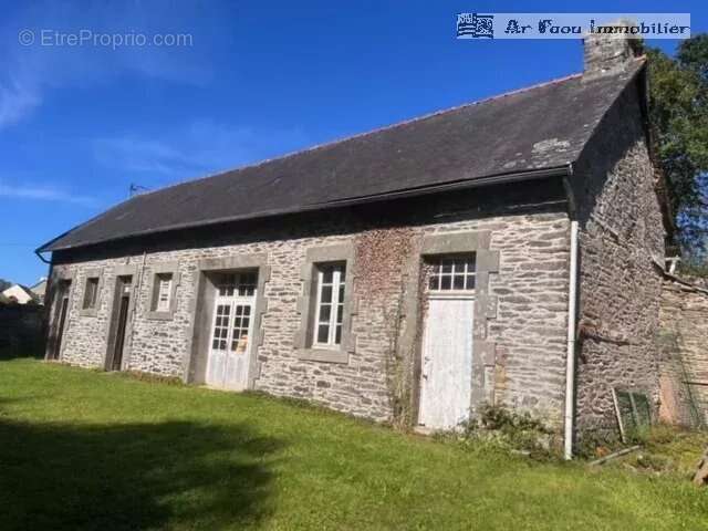Maison à PONT-DE-BUIS-LES-QUIMERCH