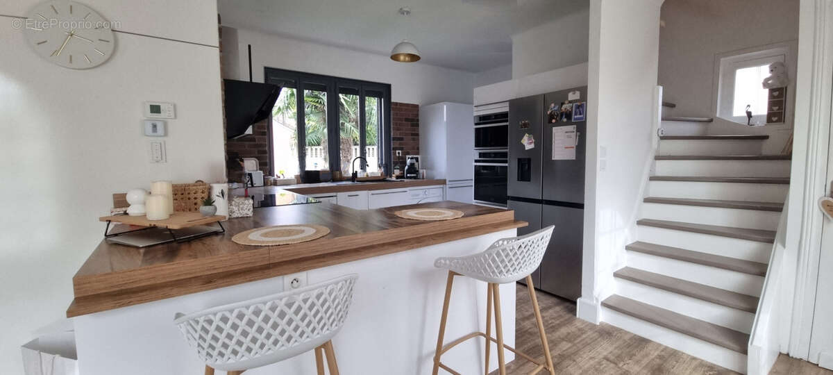 Maison à BRUAY-LA-BUISSIERE