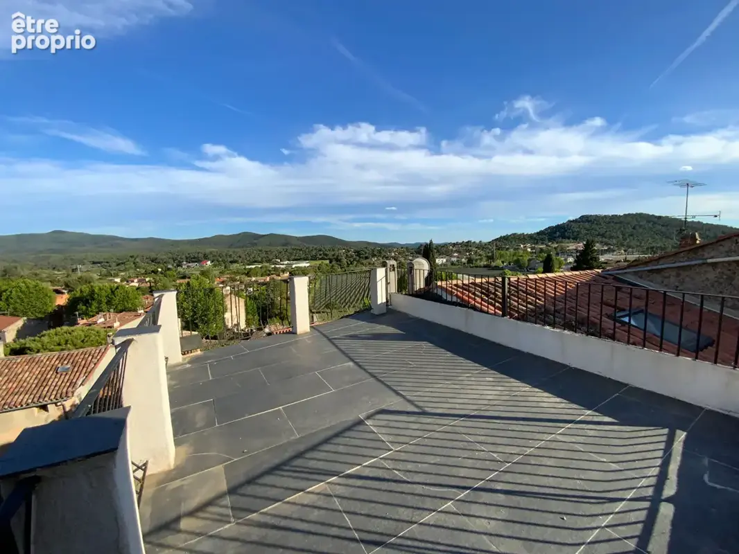 Appartement T3 45m2 avec terrasse - photo 2