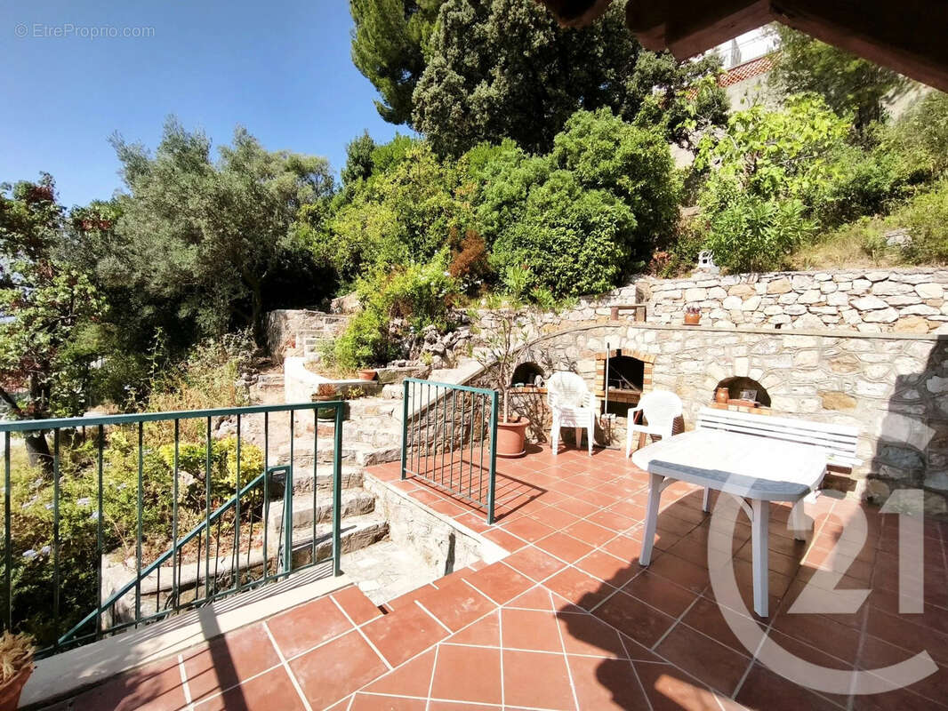 Maison 152 m² à La Garde  - photo 3