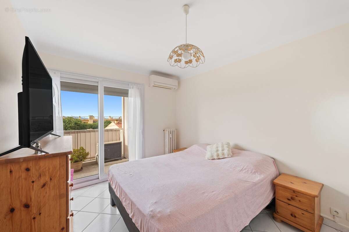 Appartement 56 m² à Toulon  - photo 4