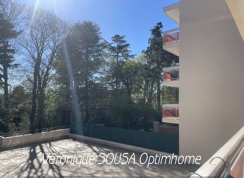 Appartement à MAREIL-MARLY