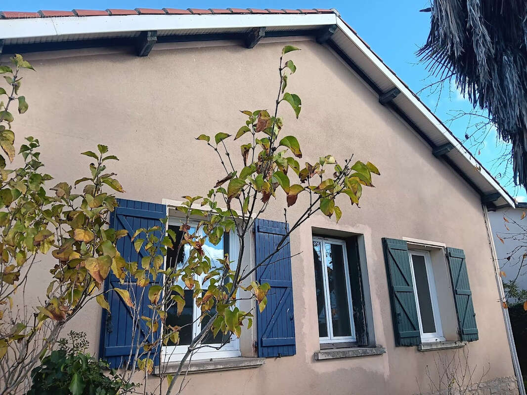 Maison à LABASTIDE-SAINT-PIERRE