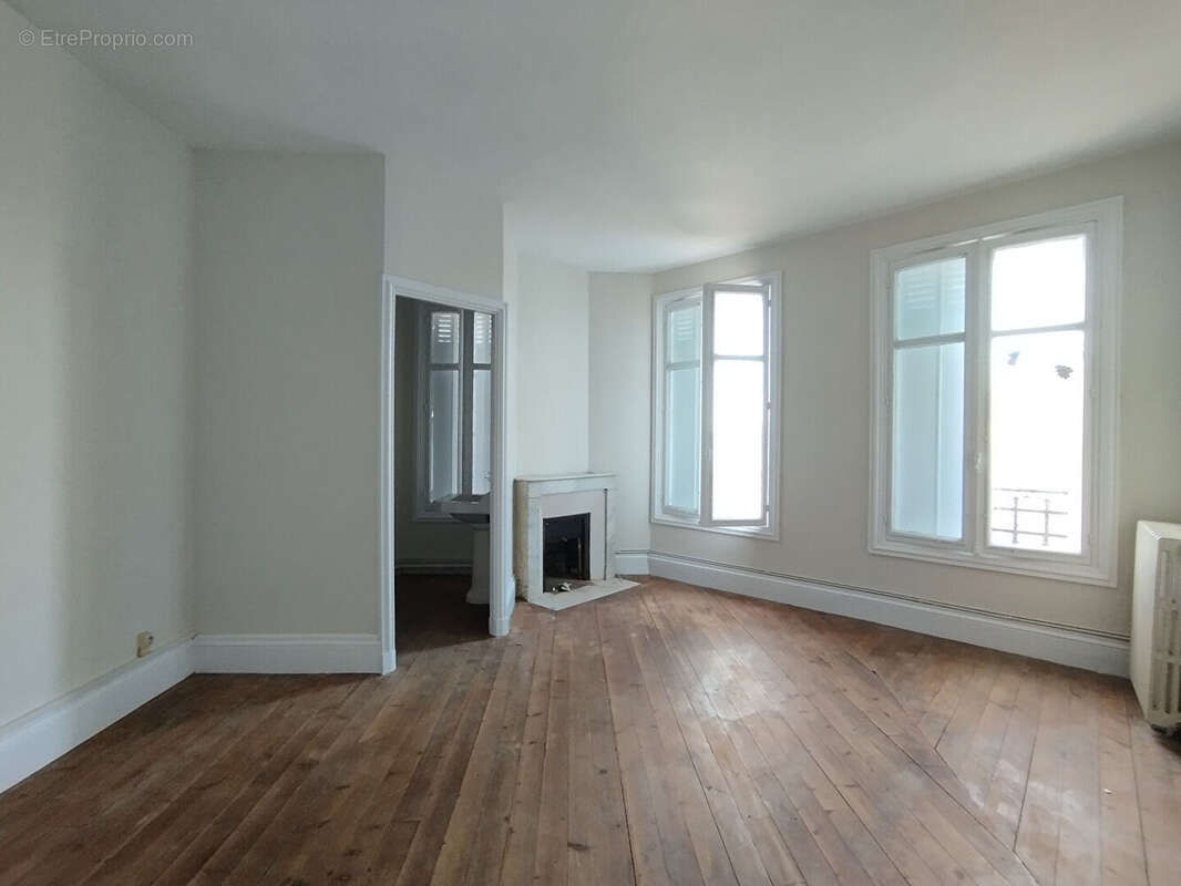 Appartement à COGNAC
