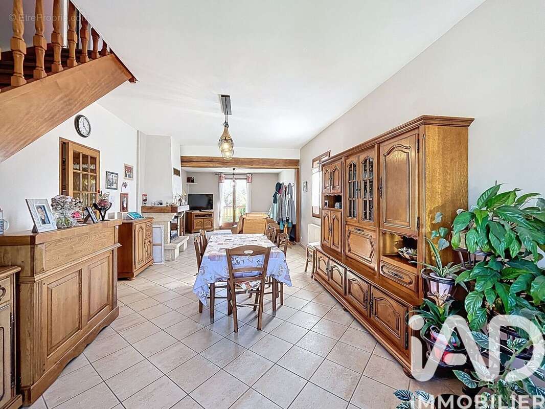 Photo 2 - Maison à CHALETTE-SUR-LOING