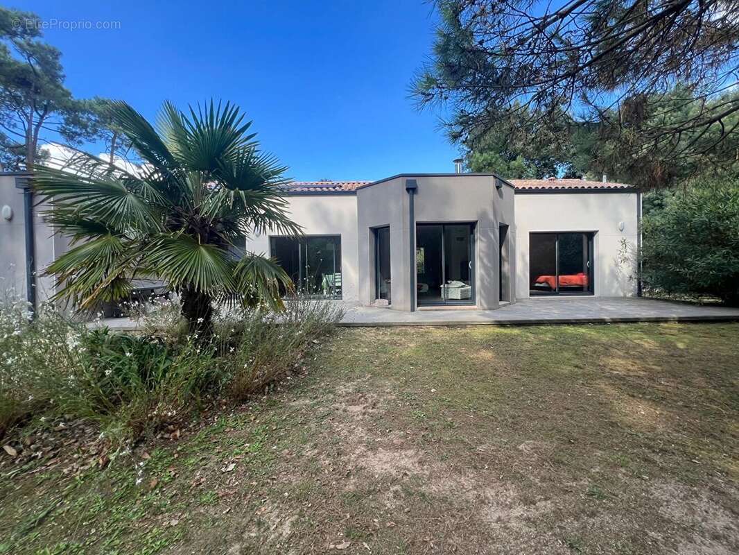 Maison à JARD-SUR-MER