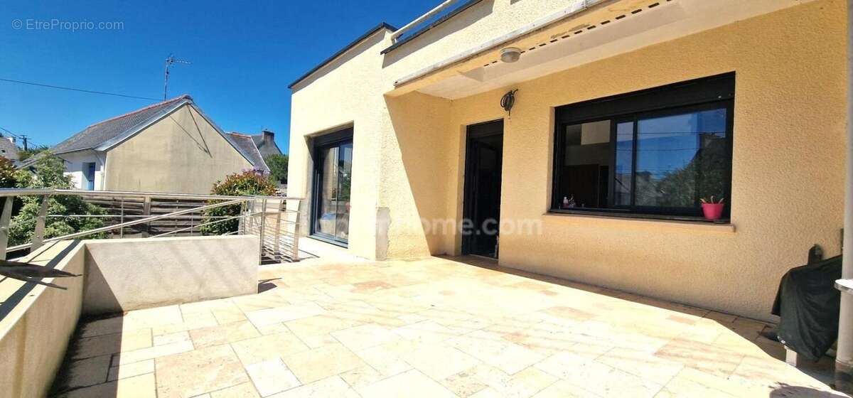 A vendre Bretagne-Finistère sud-Tréboul-Maison-sous-sol-garage-jardin - photo 2
